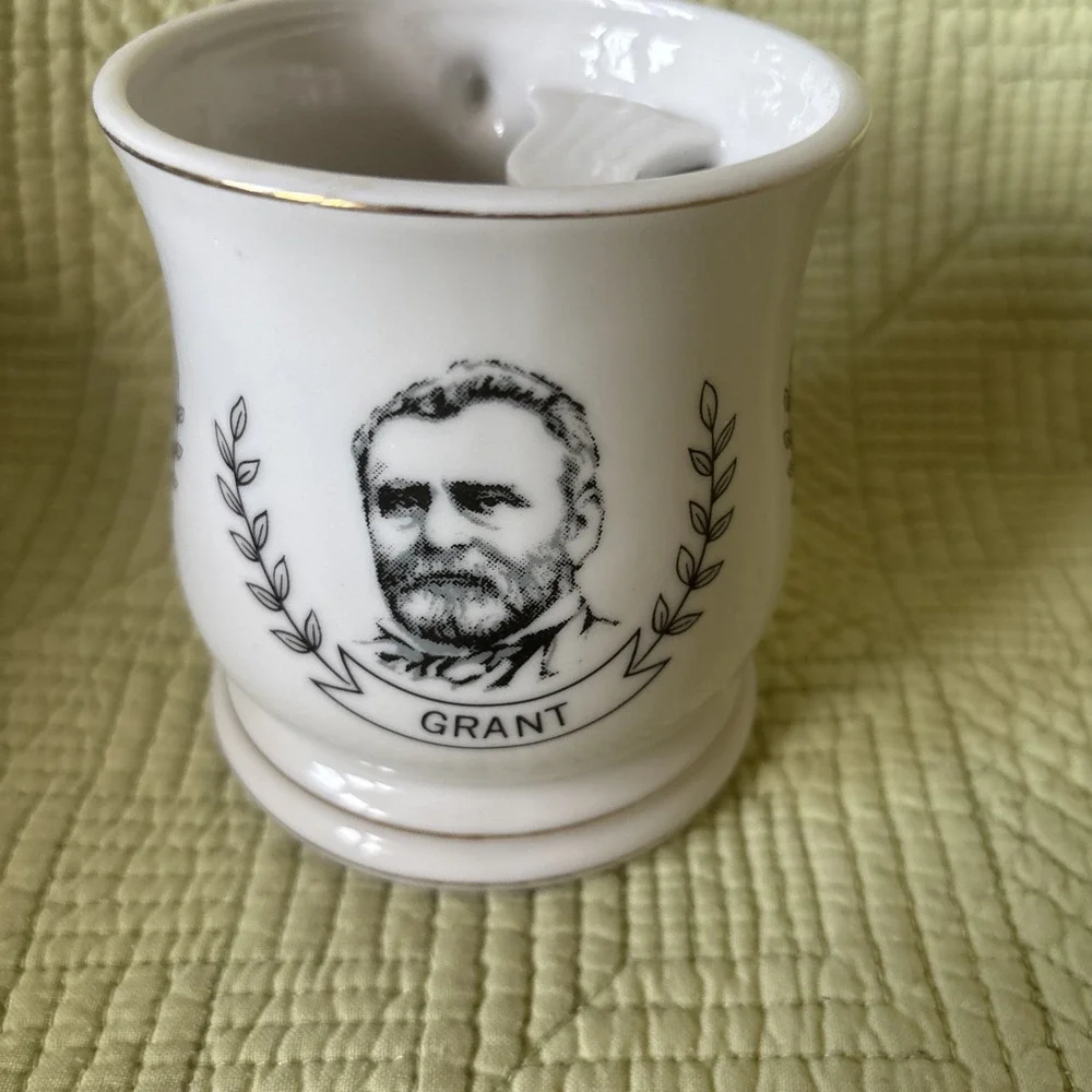 Vintage Lincoln Grant Rosevelt Presidential Shaving Mustache Mug Scroll Handle